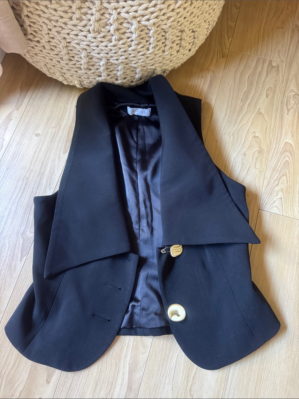 Meshki Black Sleeveless Blazer Vest with Draped Lapel